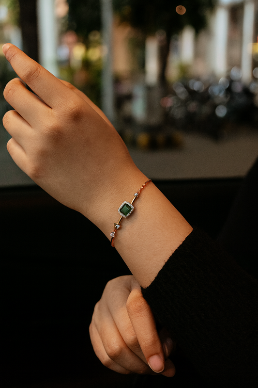Emerald Stone Bracelet