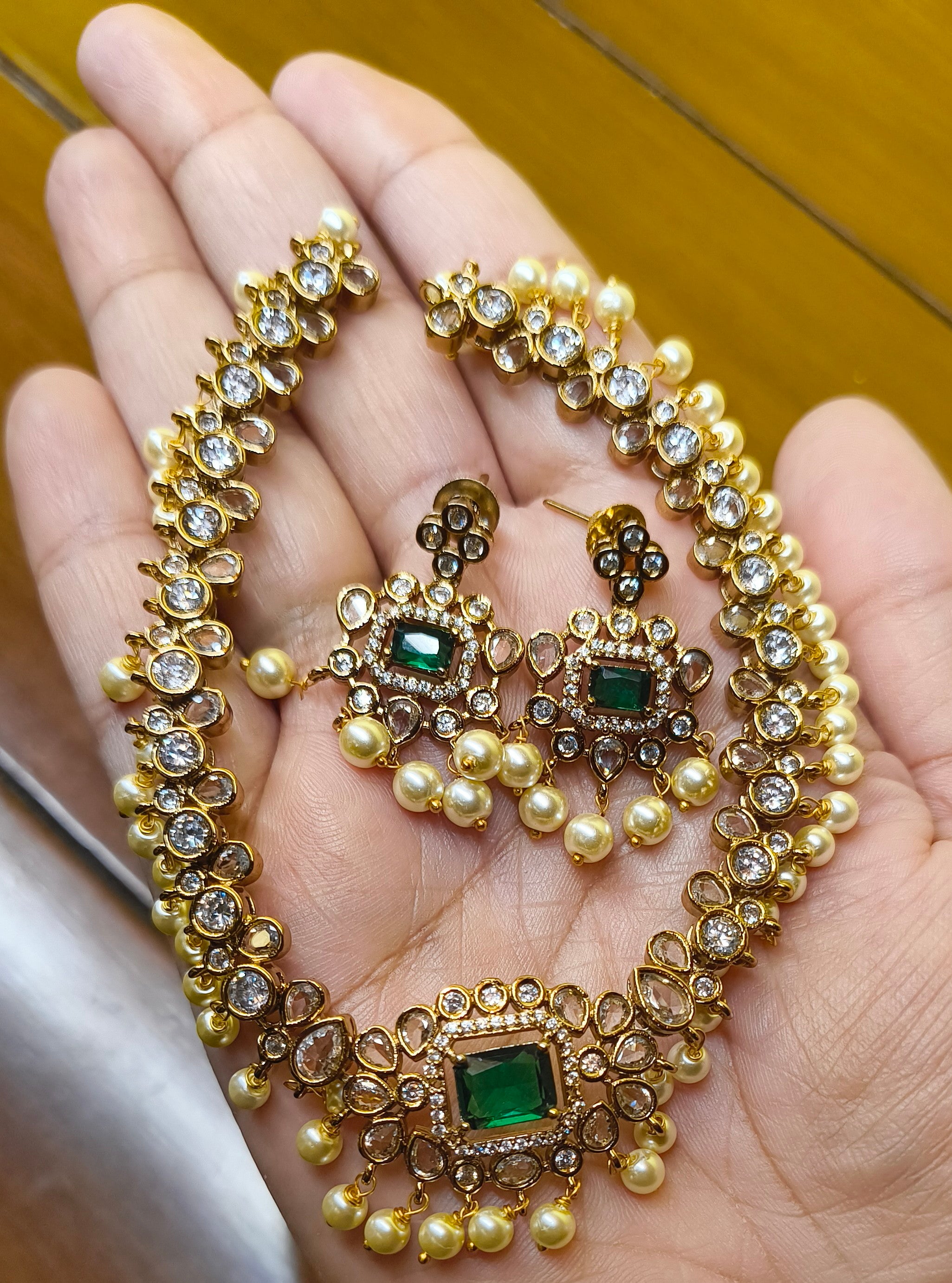 Classic Kundan and pearl