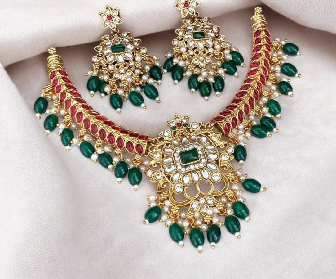 Kundan necklace set
